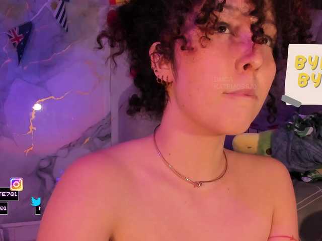 Katemoss70 live cam on BongaCams
