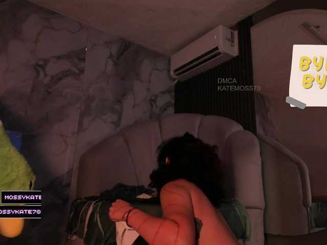 Katemoss70 live cam on BongaCams
