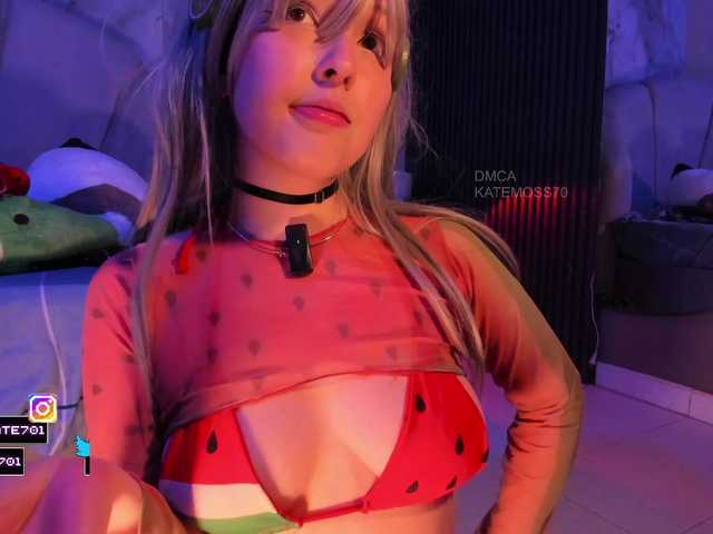 Katemoss70 live cam on BongaCams