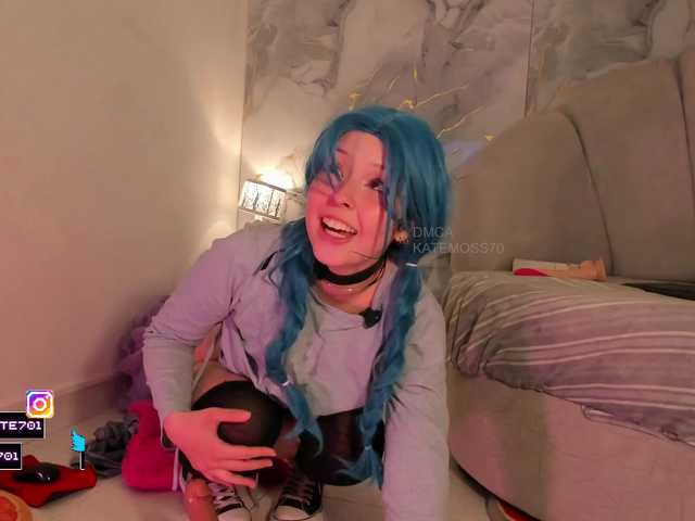 Katemoss70 live cam on BongaCams