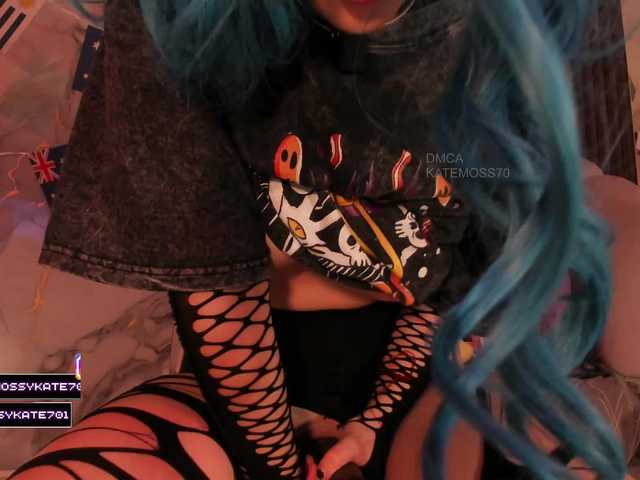 Katemoss70 live cam on BongaCams