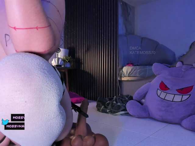 Katemoss70 live cam on BongaCams
