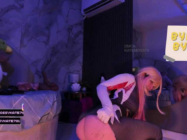 Katemoss70 live cam on BongaCams