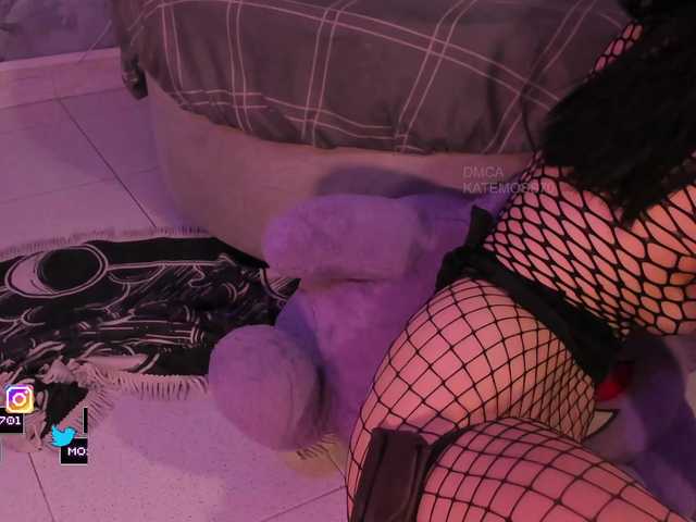 Katemoss70 live cam on BongaCams