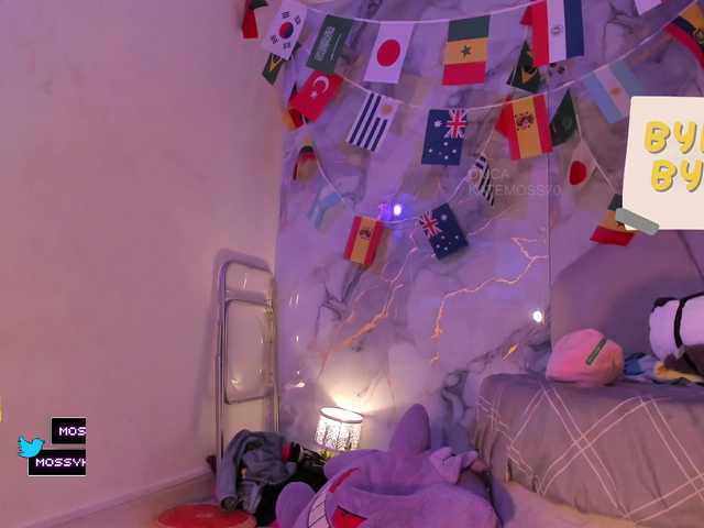 Katemoss70 live cam on BongaCams