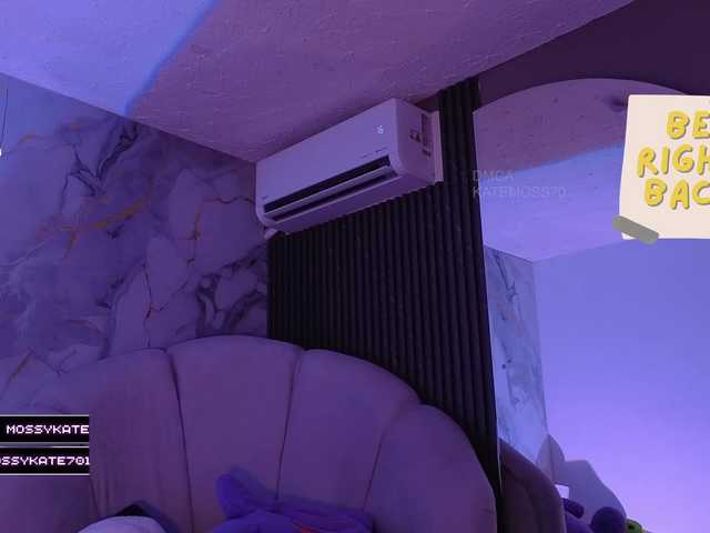 Katemoss70 live cam on BongaCams