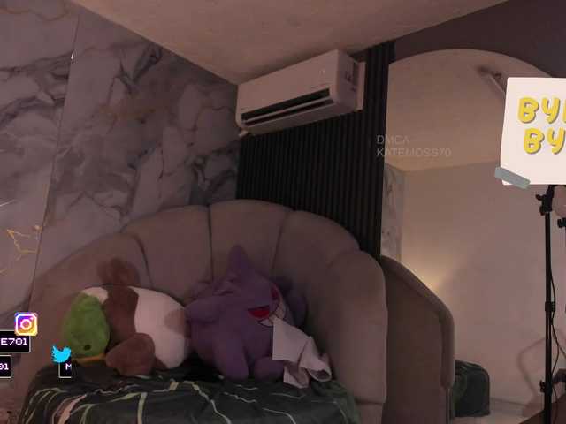 Katemoss70 live cam on BongaCams