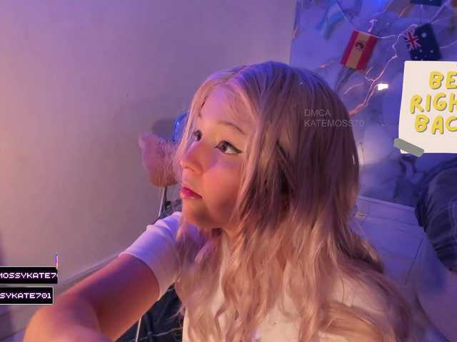 Katemoss70 live cam on BongaCams