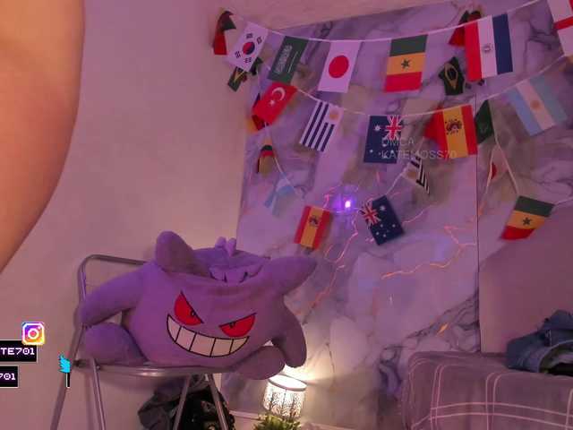 Katemoss70 live cam on BongaCams