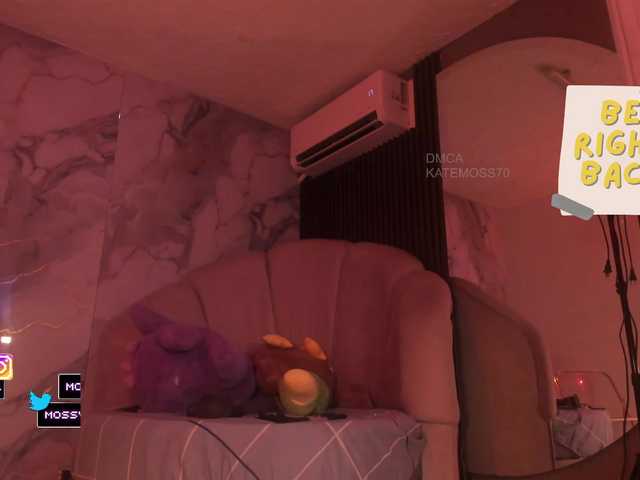 Katemoss70 live cam on BongaCams