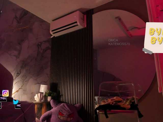 Katemoss70 live cam on BongaCams