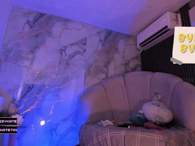 Katemoss70's BongaCams show and profile