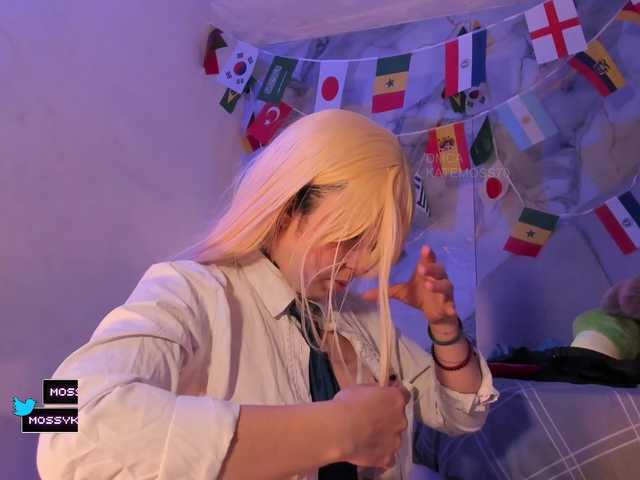 Katemoss70 live cam on BongaCams
