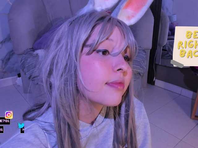 Katemoss70 live cam on BongaCams