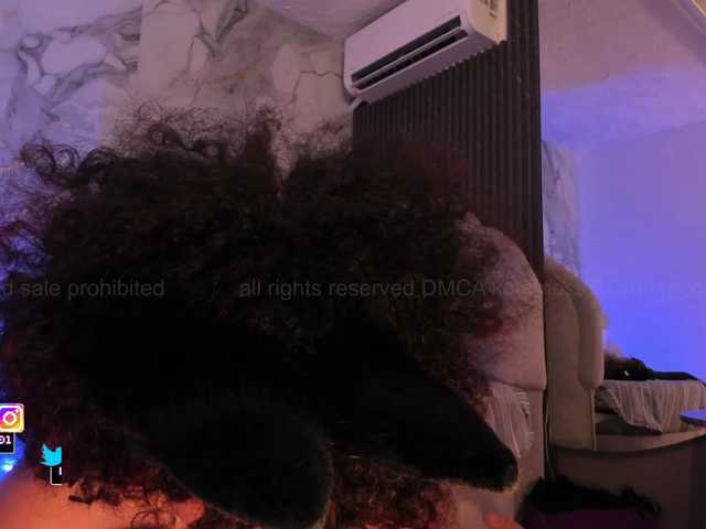 Katemoss70 live cam