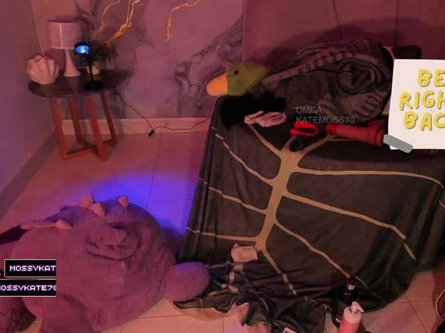 Katemoss70 live cam on BongaCams