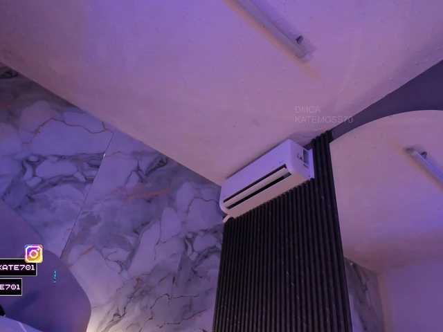 Katemoss70 live cam on BongaCams