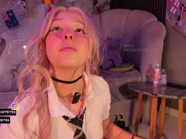 Katemoss70 live cam on BongaCams