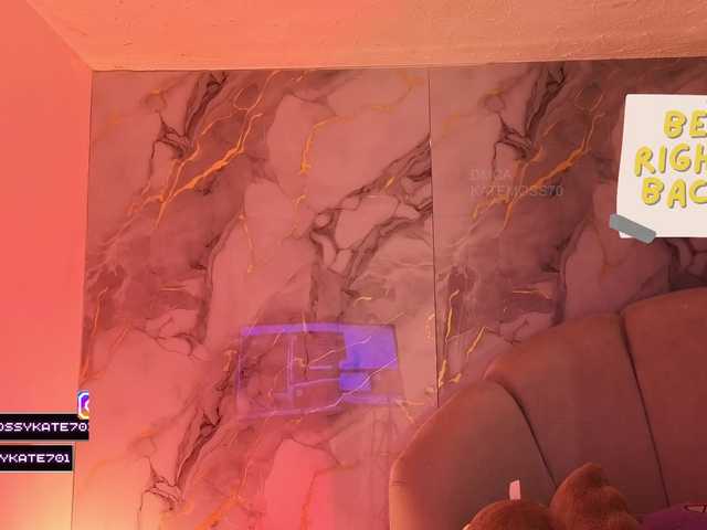 Katemoss70 live cam on BongaCams
