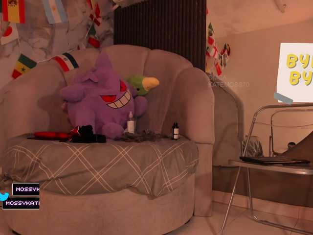 Katemoss70 live cam on BongaCams