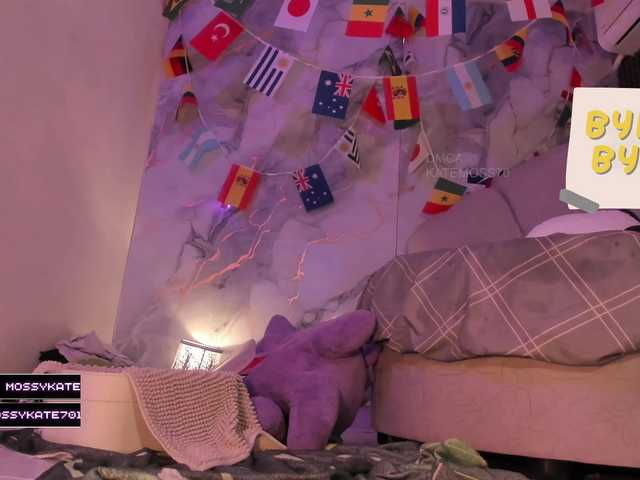 Katemoss70 live cam on BongaCams