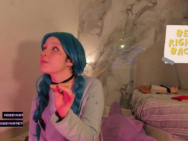Katemoss70 live cam on BongaCams