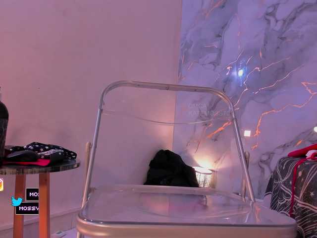 Katemoss70 live cam on BongaCams