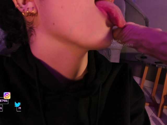 Katemoss70 live cam on BongaCams