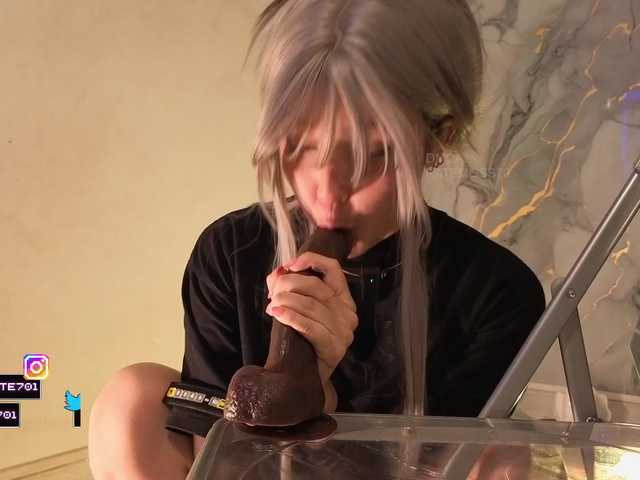 Katemoss70 live cam on BongaCams