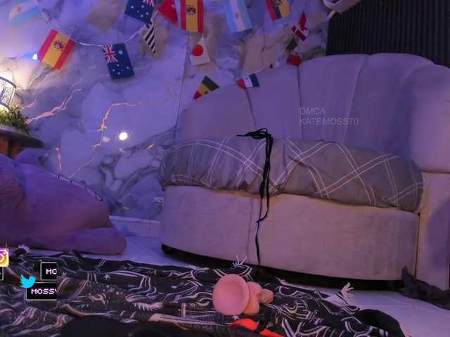 Katemoss70 live cam on BongaCams