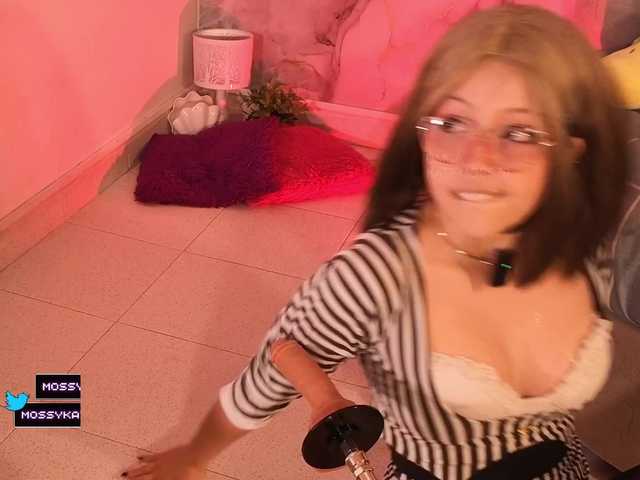 Katemoss70 live cam on BongaCams