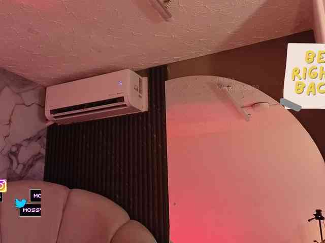 Katemoss70 Live Webcam on BongaCams