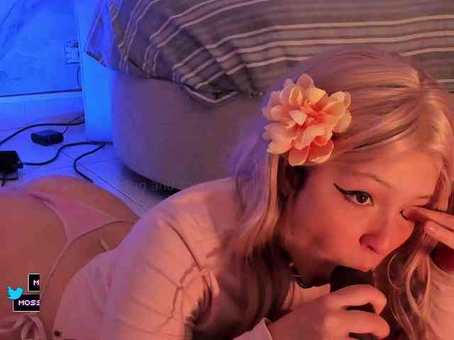 Katemoss70 webcam