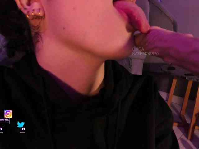 Katemoss70 webcam