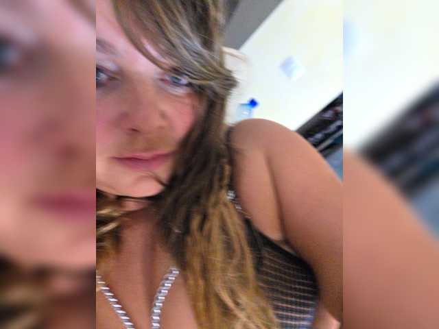 FLUFFY_BEAUTY live cam