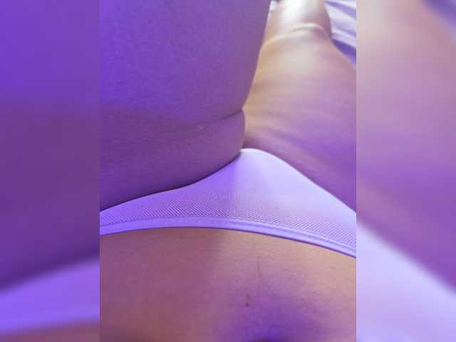 FLUFFY_BEAUTY live cam preview