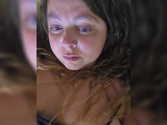 FLUFFY_BEAUTY live cam