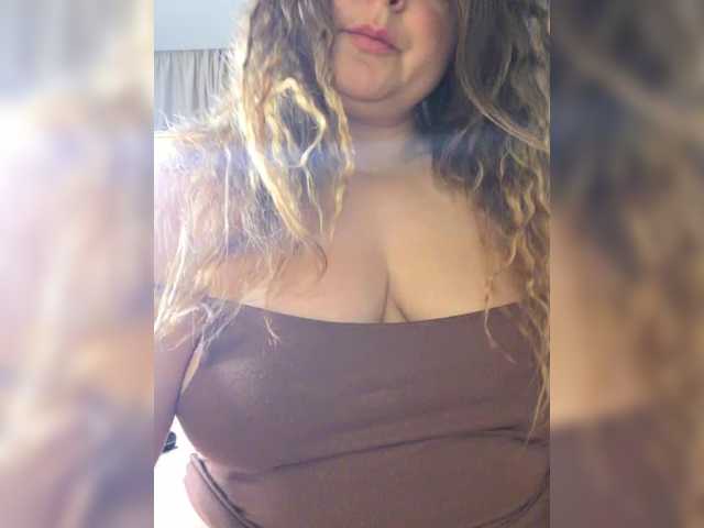 HairyCrotch's BongaCams show and profile