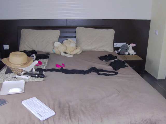 HairyCrotch live cam on BongaCams