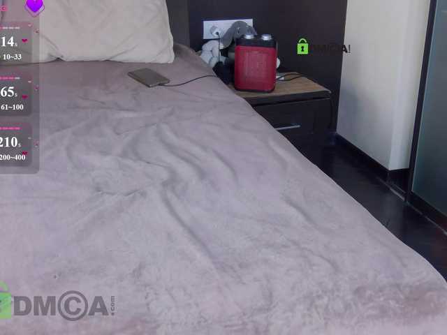 FLUFFY_BEAUTY live cam preview