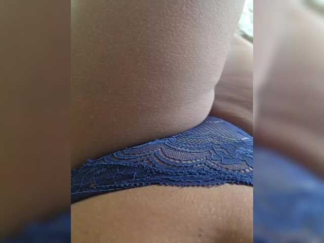 HairyCrotch live webcam show