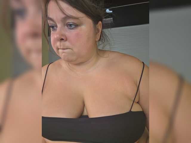 HairyCrotch webcam model