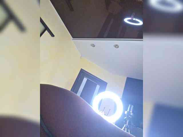 FLUFFY_BEAUTY webcam