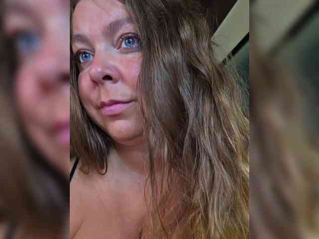 FLUFFY_BEAUTY webcam