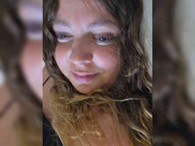 FLUFFY_BEAUTY webcam