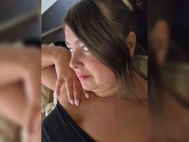 FLUFFY_BEAUTY webcam