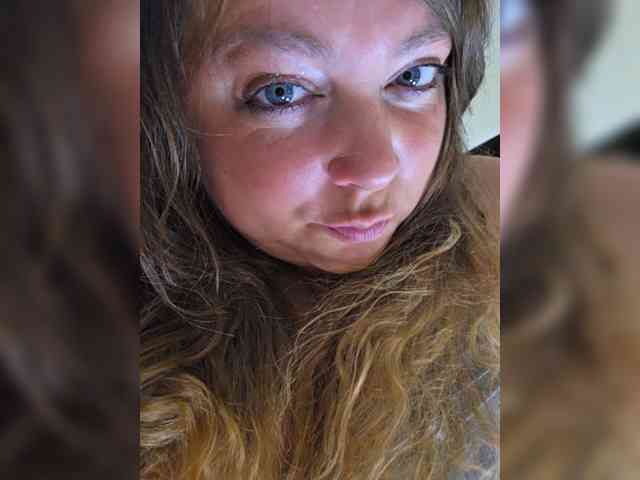 FLUFFY_BEAUTY webcam