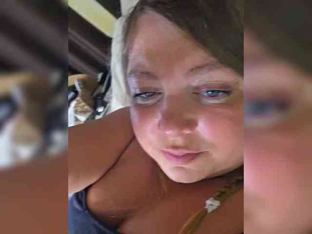 FLUFFY_BEAUTY webcam