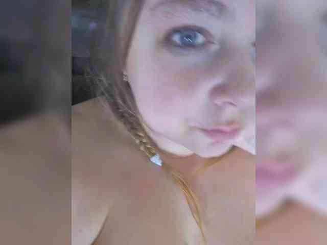 FLUFFY_BEAUTY webcam