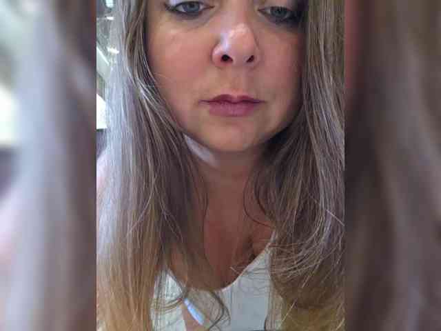 FLUFFY_BEAUTY webcam